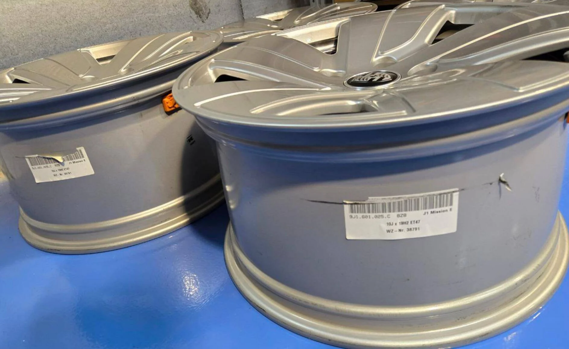 Porsche Taycan 4 Taycan RWD 19" 2022 stock wheels NEW for sale + Winter Tire for free Capture d'écran 2024-11-24 110625