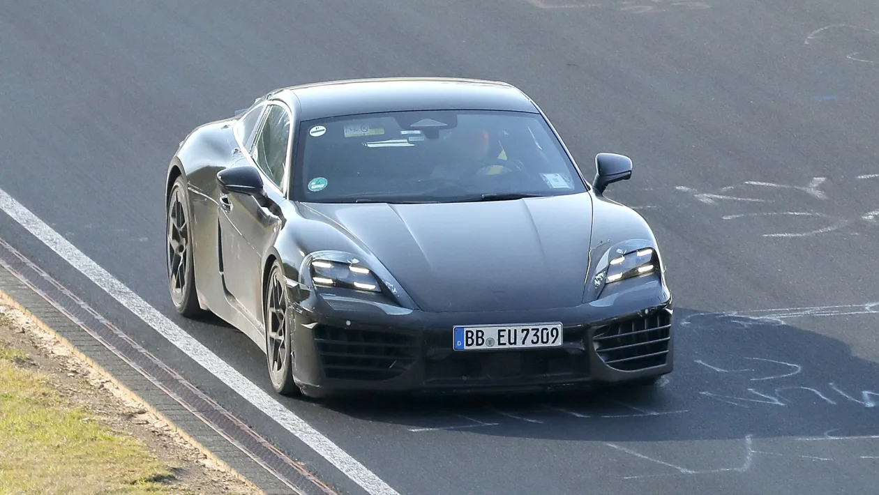 Electric_Porsche_Cayman_evo_001_bgexya.webp