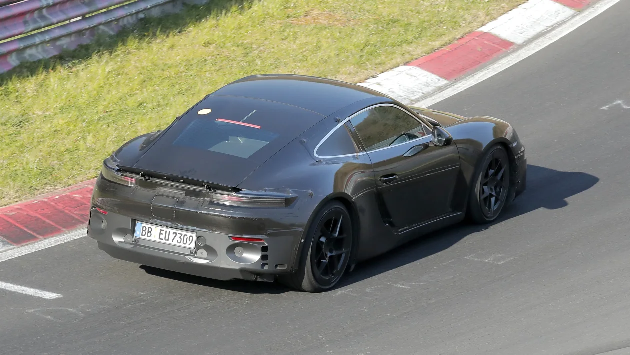 Electric_Porsche_Cayman_evo_008_nfqkci.webp