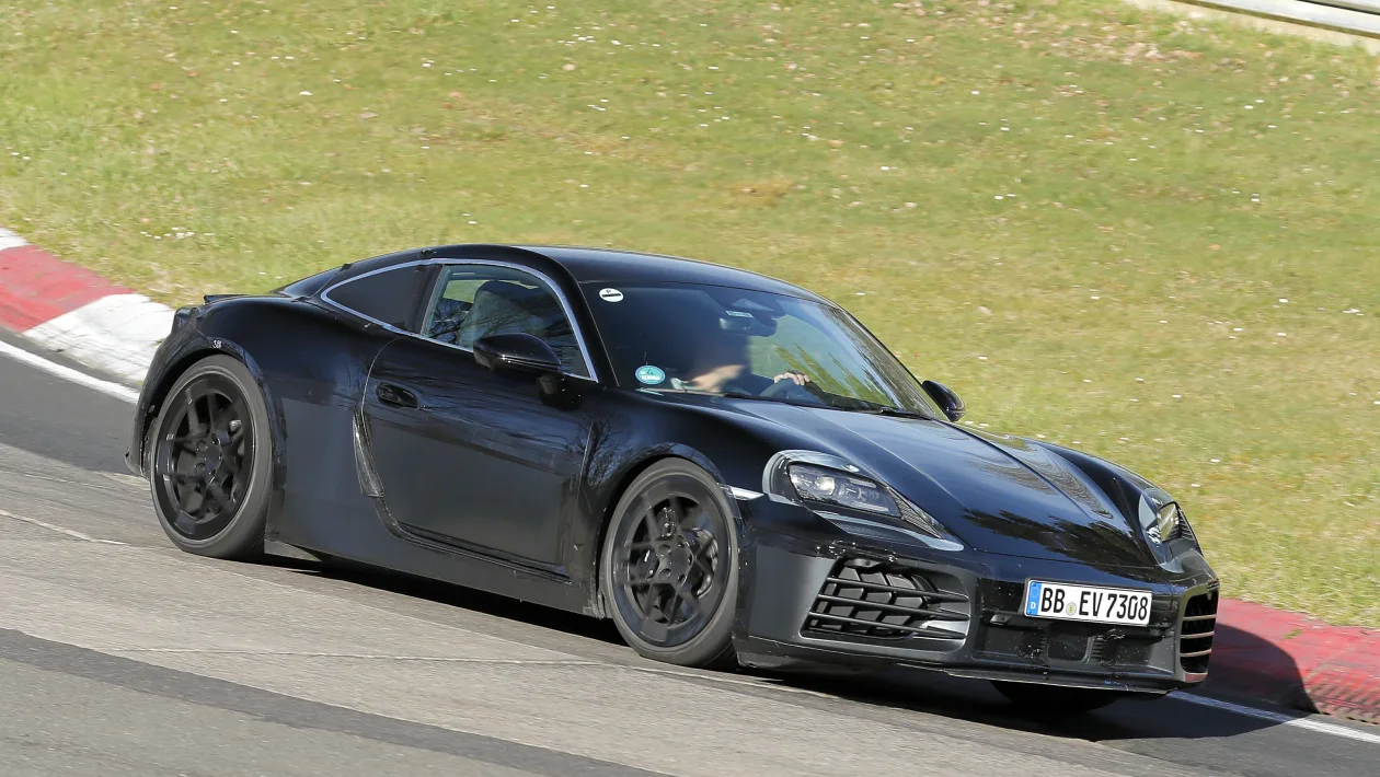 Electric_Porsche_Cayman_evo_012_pi5alk.webp