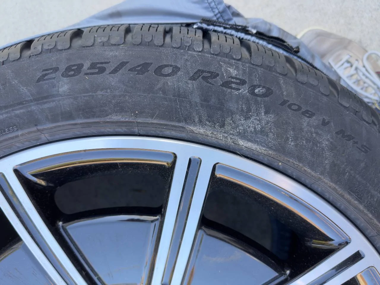 Porsche Taycan Porsche Taycan 20" Turbo Aero Winter Wheel & Tire Set (w/ TPMS + tote bags) $2500 OBO IMG_2034