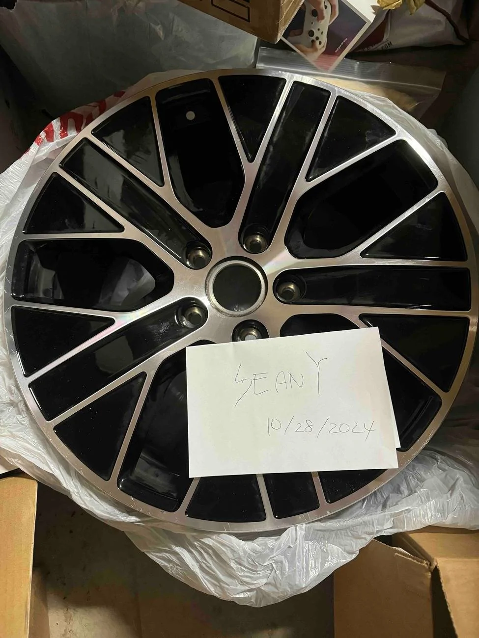 Porsche Taycan FS: 20 inch aero wheels - 1x front and 2x rear - $100 IMG_2445